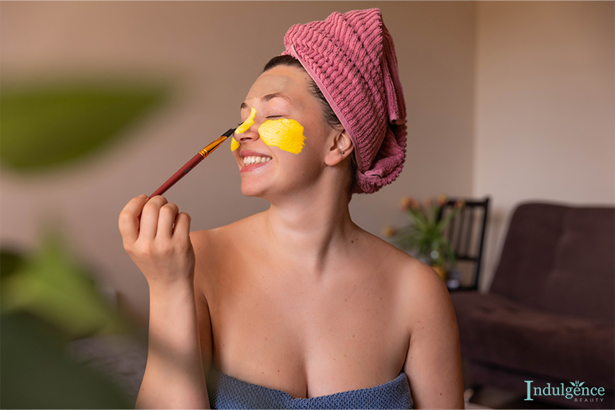 4 Ways To Naturally Exfoliate Your Face At Home According To Your Skin Type